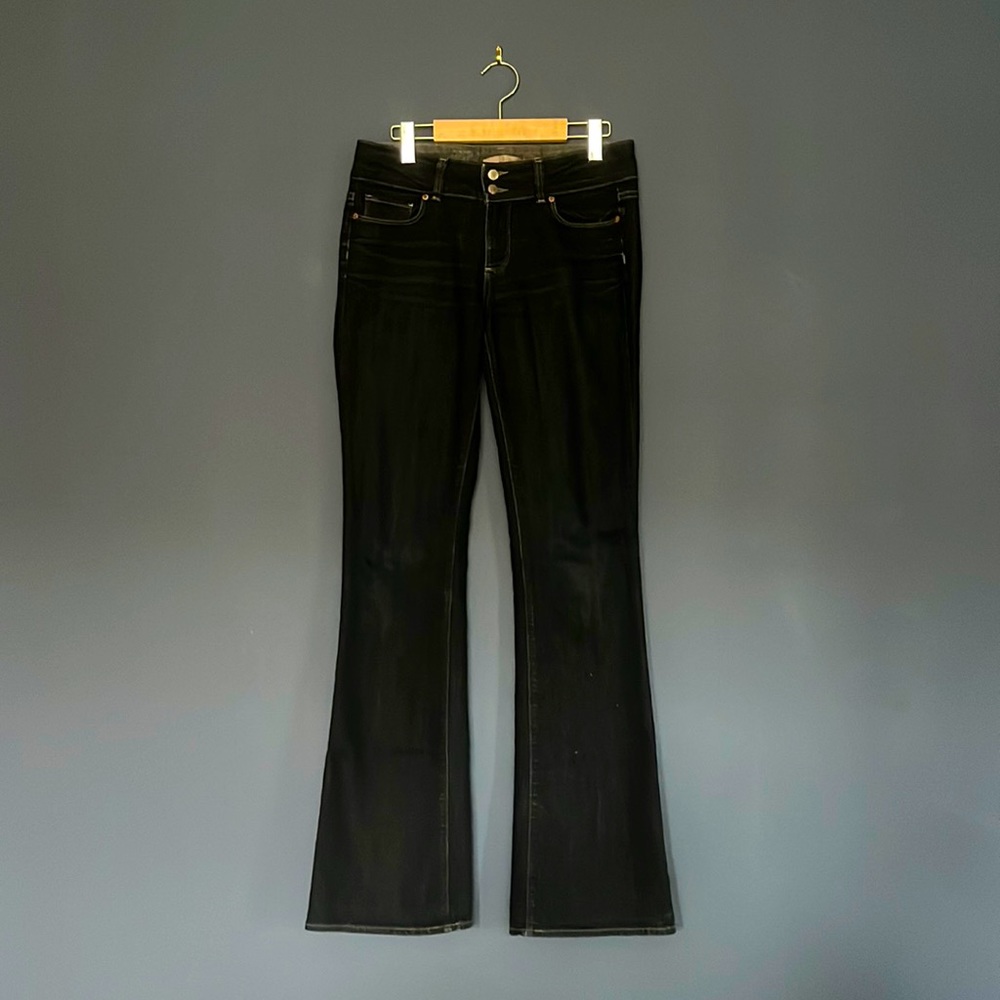 Paige Hidden Hills Size 28 boot-cut jeans, dark wash
